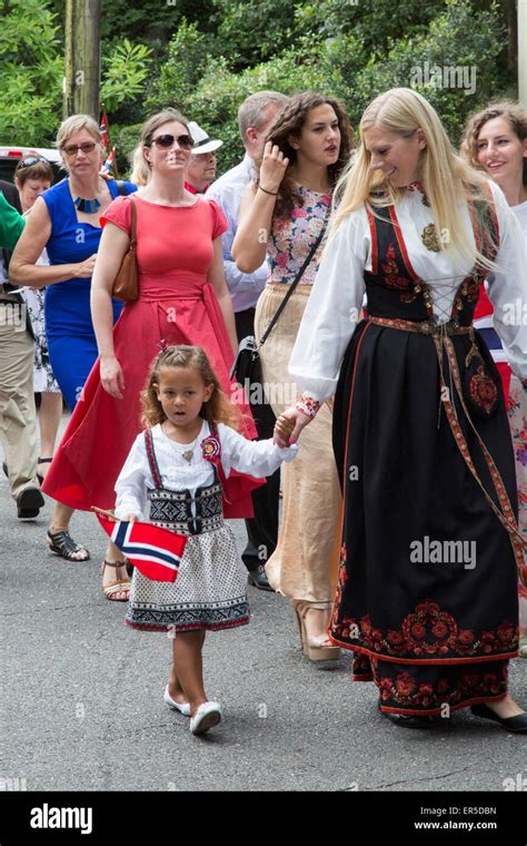 Norwegian Americans .